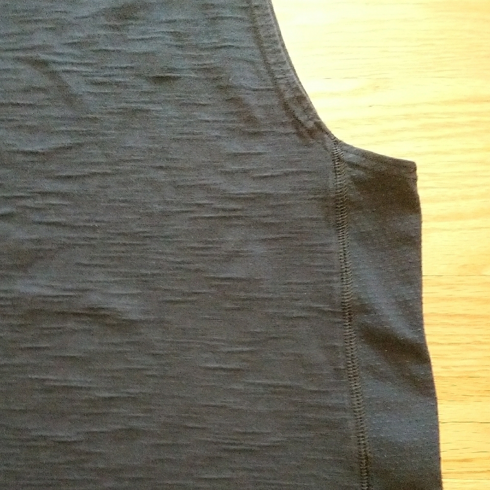 Under Armour Men's Black Tank Top - Picture 8 of 14